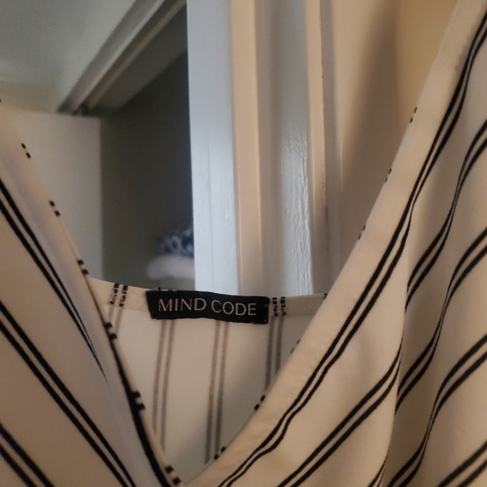 Cocktail Dress - Picture 3 of 4
